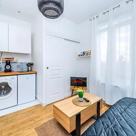 Cosy Et Proche Metro Apartment Creteil